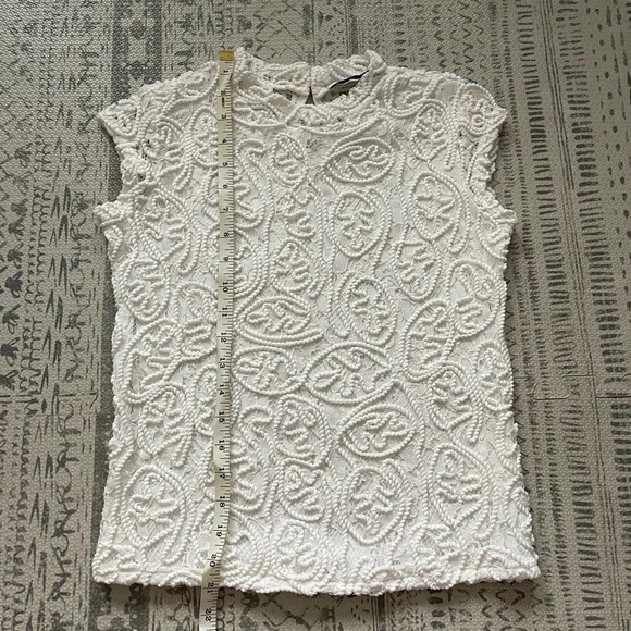 Reserved Women's White Full Lace Crochet Round Neck Sleeveless‎ Crop Top S - Picture 5 of 7